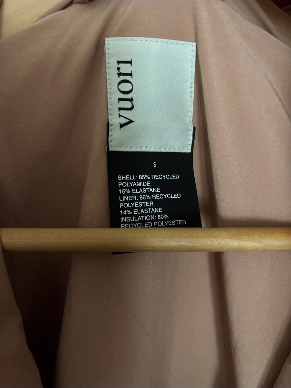 Vuori Canyon Insulated Jacket Rose Pink - Classic Zip Front - Picture 3 of 8